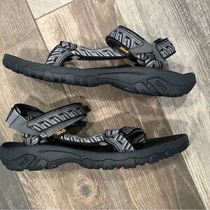 Teva Hurricane 4 Ouray Black & Gray Sport Sandals Men's Size 12